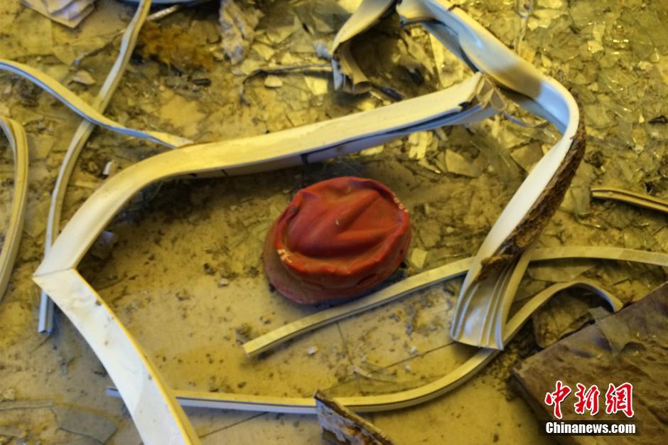 湖北当阳爆管事故核心现场曝光 物品扭曲变形