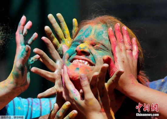 曹云金《吐槽大会》释放毒舌属性疯狂吐槽众人