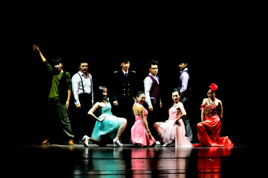 开心麻花舞台剧圣诞档登陆泉城 都市减压爆笑