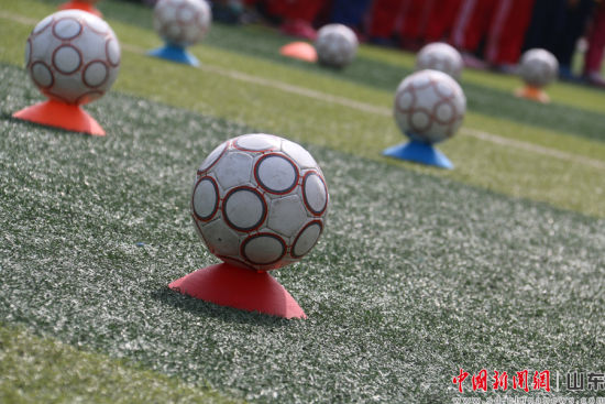 济南育秀中学开设足球课程成立青训足球人才基