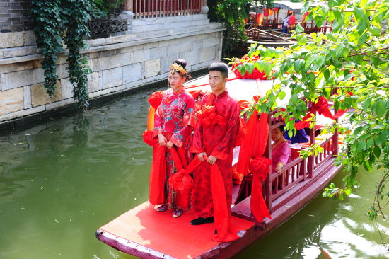 山东 七夕节 多地举办以爱情为主题的传统文化