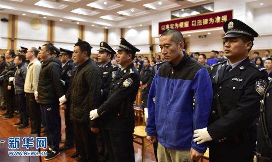 天津港特大爆炸案一审宣判 49人获刑