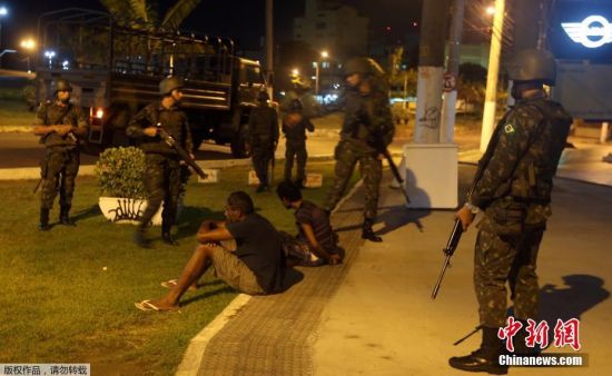 巴西东南部警察罢工治安混乱引发骚乱 已致75