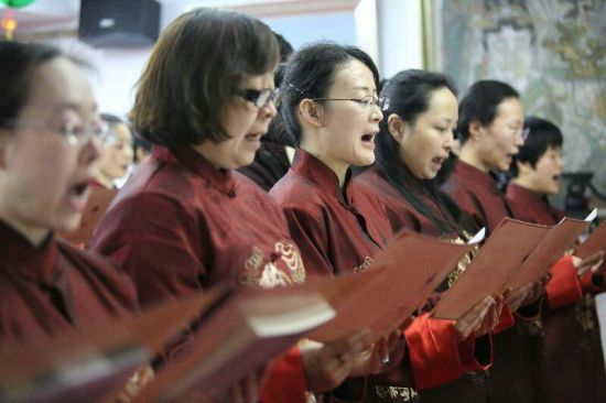 山东名老中医郭瑞华收徒传艺 今收14名弟子