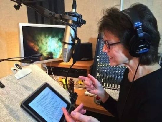 原来Siri的配音是她 那些年总戏弄我们的声音