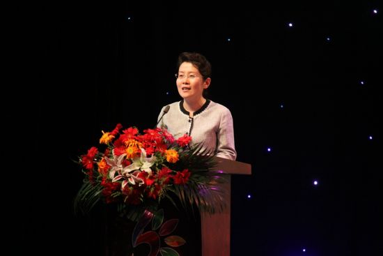 山东省文化厅厅长:青年人才须力戒浮躁崇德尚