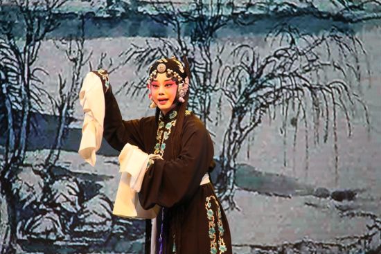 山东省文化厅厅长:青年人才须力戒浮躁崇德尚