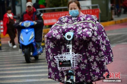 冷空气致北方气温大跳水 多地迎下半年首场降雪