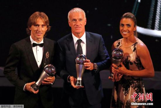 打破梅西C罗10年垄断 莫德里奇当选世界足球先生