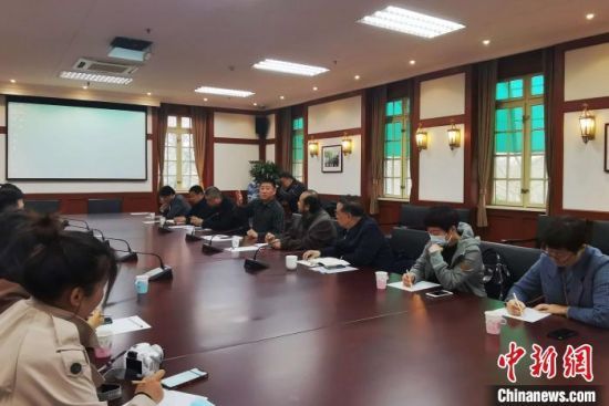  “二十四节气”活化落地研讨会4月2日在尼山书院举行。　赵晓　摄