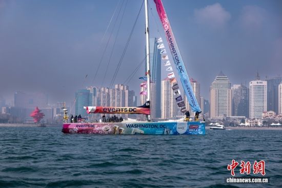 3��4�գ�����2025-2026���������򷫴�����10������ȫ���ִ�ɽ���ൺ����־������ȫ�򶥼����򺽺�������ʽ���롰�й�ʱ�䡱��ͼΪ��ʢ�������ŵִ��ൺ�·����ġ������緢 ���� ��