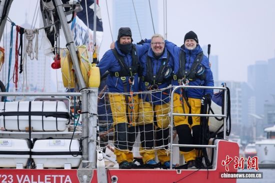 3��4�գ�����2025-2026���������򷫴�����10������ȫ���ִ�ɽ���ൺ����־������ȫ�򶥼����򺽺�������ʽ���롰�й�ʱ�䡱��ͼΪ������Ա��Ӱ��������緢 ���� ��