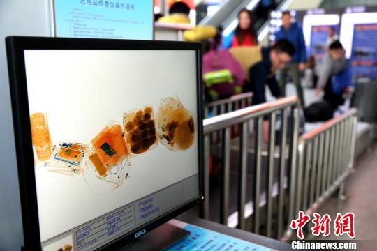 高铁时代返乡路:"瘦"了行李"短"了乡愁(图)