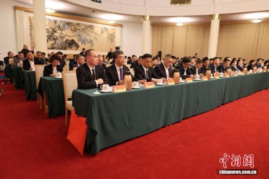 10月29日,海内外山东商协会会长座谈会在济南召开。孙婷婷 摄 10月29日,海内外山东商协会会长座谈会在济南召开。孙婷婷 摄