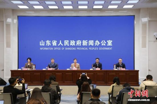 新闻发布会现场。崔晗 摄 新闻发布会现场。崔晗 摄