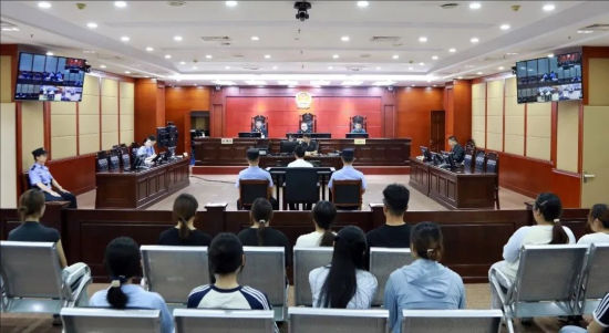 潍坊中院公开开庭审理涉毒案件,并组织高校学生旁听 潍坊中院公开开庭审理涉毒案件,并组织高校学生旁听