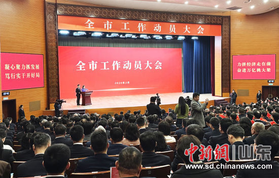 沈广安 摄 沈广安 摄