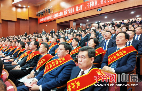 沈广安 摄 沈广安 摄