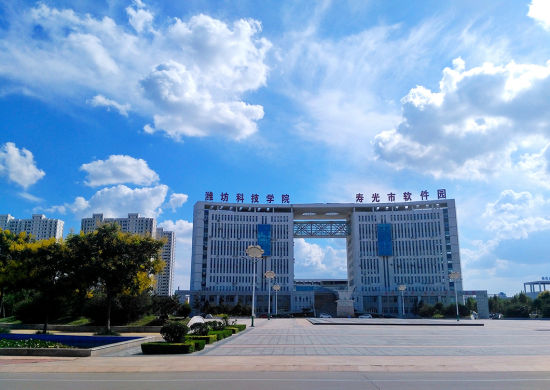 60号 潍坊科技学院朱永刚 《今非昔比的新潍科》