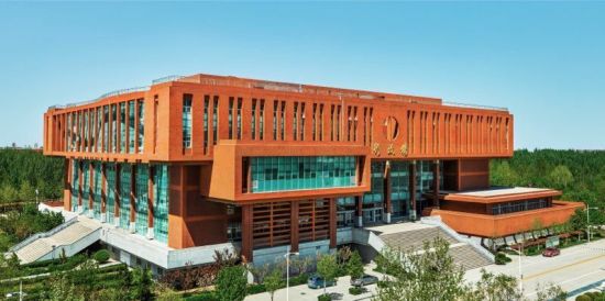 787号 山东传媒职业学院杨东胜 《行政楼》