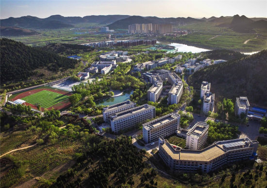 拍摄地点:山东艺术学院长清校区   拍摄