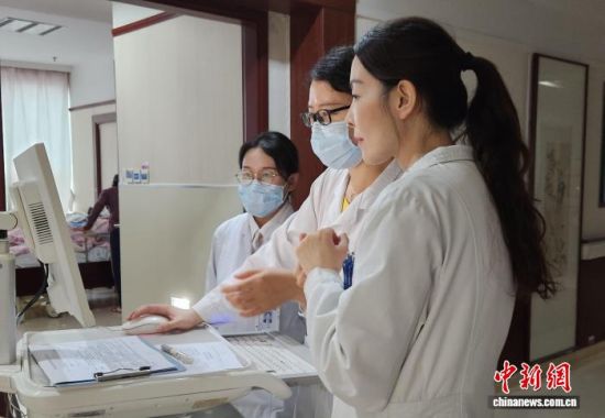 ɽѧ³ڶҽԺҽѧƣҽԱͨƶ鷿˽⻼ߵ 