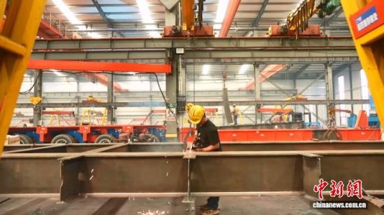 ɽعɷ޹˾䣬ӽƶҰίͼ