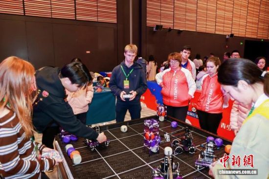 1122գ2025жҵ´˹רСѧܾɽൺС(췽ͼ)